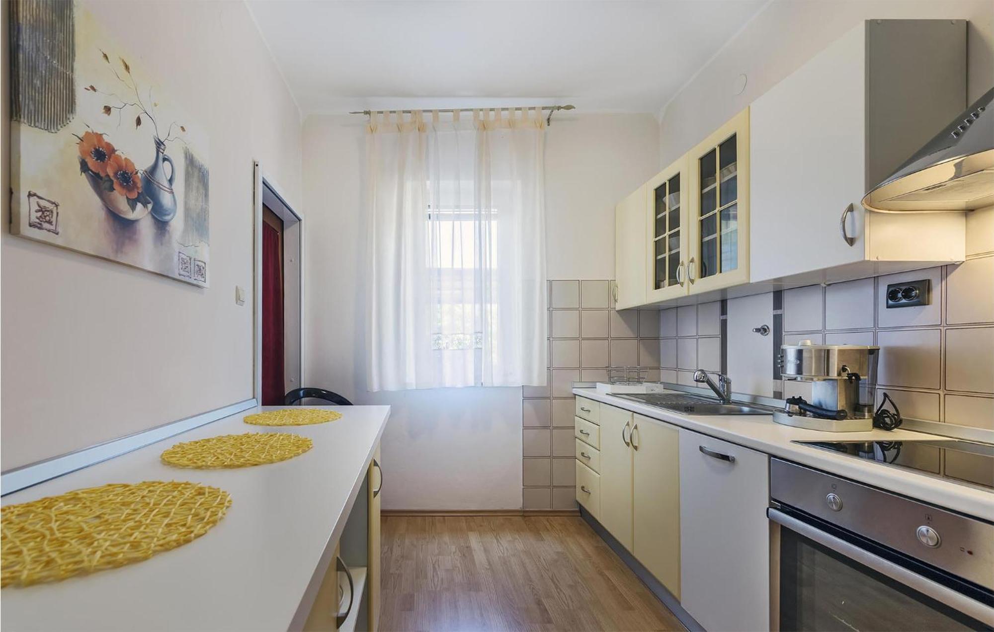 2 Bedroom Beautiful Apartment In Valtura Dış mekan fotoğraf